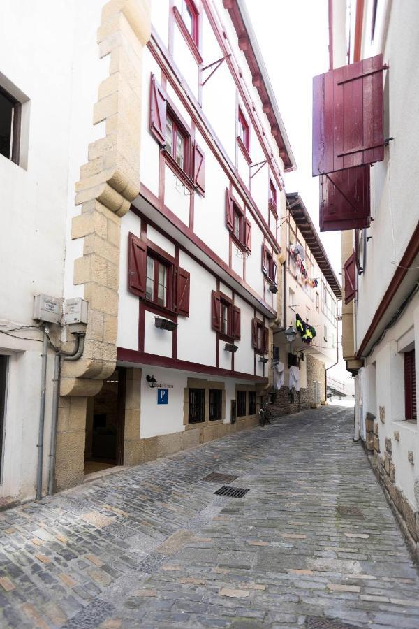 Pension Txoko Goxoa Hondarribia Exterior photo